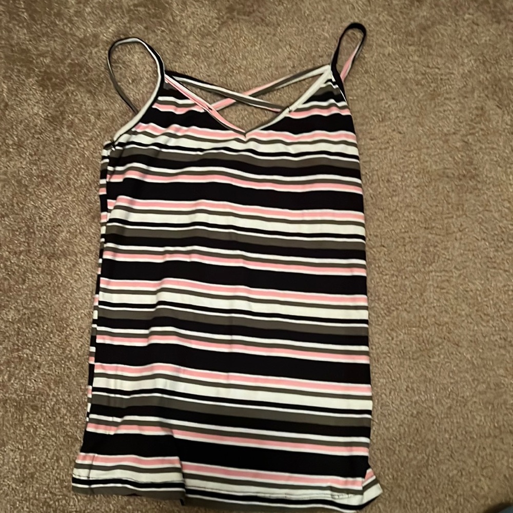 rue 21 tank